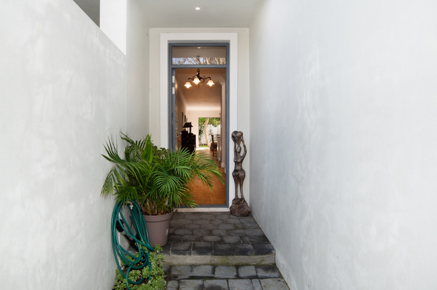 3 Bedroom Property for Sale in Claremont Western Cape